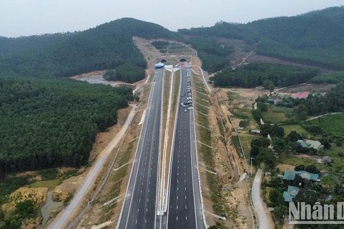 8 tuyến cao tốc được nâng tốc độ tối đa 90km/giờ