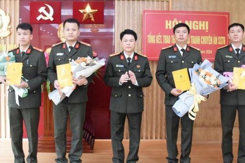 Thanh Hóa: Thưởng nóng cho Ban chuyên án lập công xuất sắc