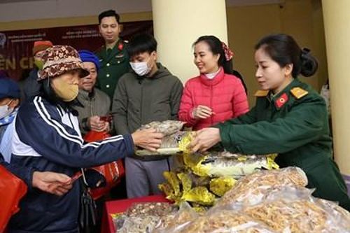 Thư về tòa soạn: 'Chợ Tết 0 đồng' ấm lòng người bệnh