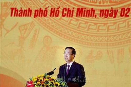 Chủ tịch nước Võ Văn Thưởng tham dự Chương trình giao lưu nghệ thuật Xuân Quê hương 2024