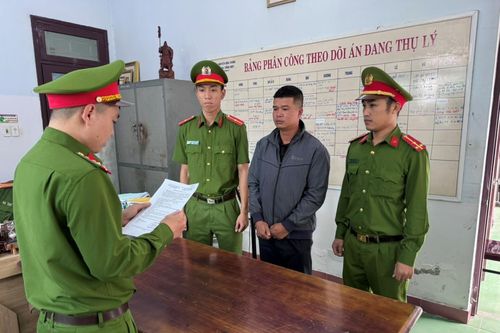 Bắt tạm giam tài xế xe khách gây tai nạn nghiêm trọng trên cao tốc La Sơn- Túy Loan