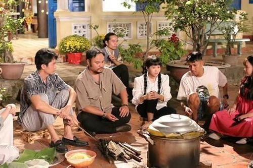 'Nhóm hài tỷ view' FapTV mang chất đời vào sản phẩm, 'đối đầu' loạt 'sao Việt' trên đường đua phim Tết 2024