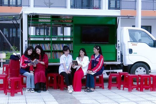Khơi dậy văn hóa đọc từ thư viện và nhiều sân chơi bổ ích trong nhà trường