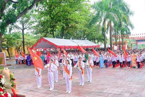 Trường THCS Lũng Hòa: Thực hiện tốt Nền nếp - Kỷ cương - Chất lượng giáo dục