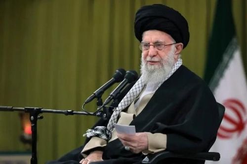 Mỹ vừa tung kế hoạch trả đũa, Iran họp khẩn, Lãnh tụ tối cao hạ lệnh tránh xung đột trực tiếp, chuẩn bị ứng phó?