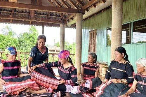 Phụ nữ dân tộc thiểu số khởi nghiệp