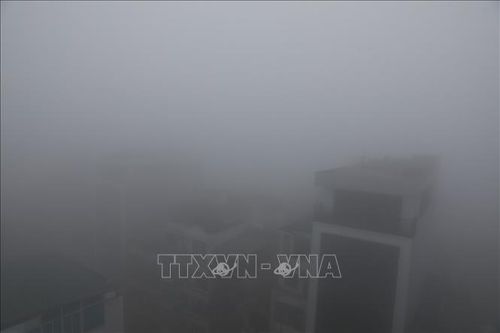 Điều chỉnh thời gian nhiều chuyến bay do ảnh hưởng sương mù