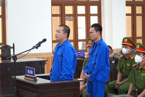 Bình Thuận: Bao nhiêu năm tù cho 2 thanh niên dùng súng bắn nhầm người