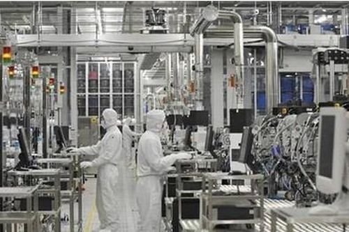 Hitachi và Sony hoán đổi nhân viên trong xu hướng công nghệ mới