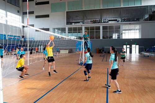 Rèn luyện thể thao trong công nhân, viên chức, lao động