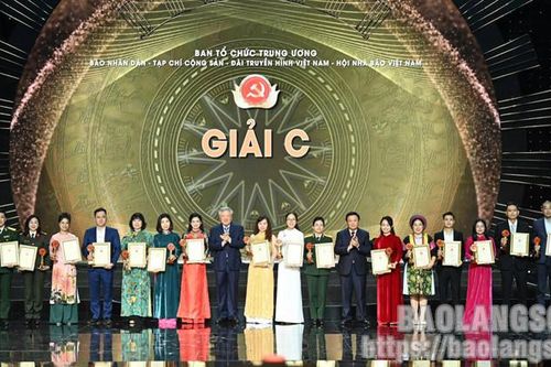 Lạng Sơn có tác phẩm đoạt giải C Giải Búa liềm vàng