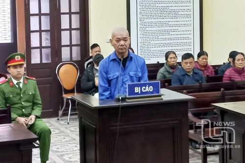Bị phạt 9 tháng tù do chống người thi hành công vụ