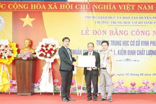 Phú Vang có 49/56 trường học được công nhận trường đạt chuẩn Quốc gia