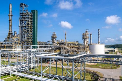 Lọc hóa dầu Bình Sơn (BSR): Lãi năm 2023 vượt 8.400 tỷ đồng, dự báo crack spread năm 2024 neo cao