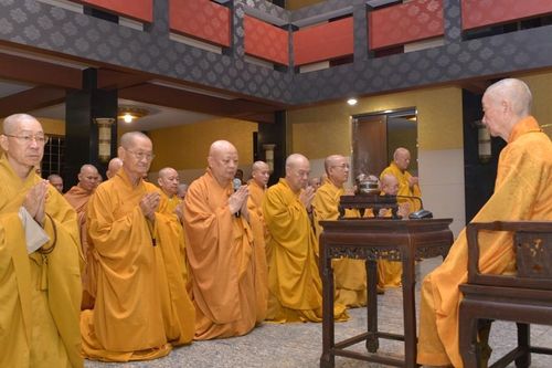 GHPGVN TP.HCM, các ban chuyên môn, Ban Trị sự TP.Thủ Đức và 21 quận huyện khánh tuế Đức Pháp chủ