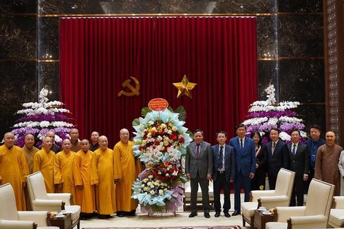 Lãnh đạo Trung ương Giáo hội và Ban Trị sự Phật giáo Thủ đô thăm, chúc Tết Thành ủy Hà Nội