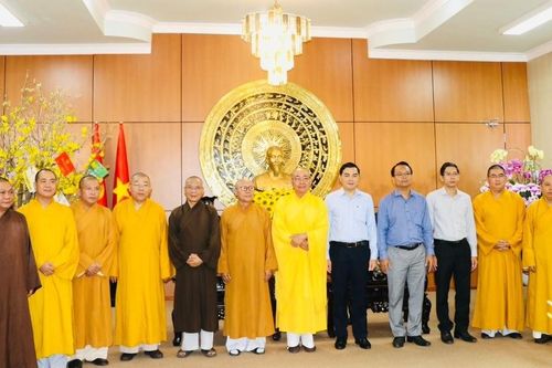 Bình Thuận: Ban Trị sự GHPGVN tỉnh chúc Tết lãnh đạo Tỉnh ủy và các cơ quan