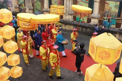 Tái hiện lễ 'Tống cựu nghênh tân' tại Hoàng thành Thăng Long