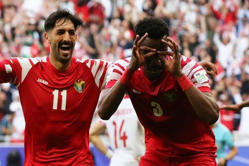 Lộ diện đội bóng đầu tiên vào bán kết Asian Cup