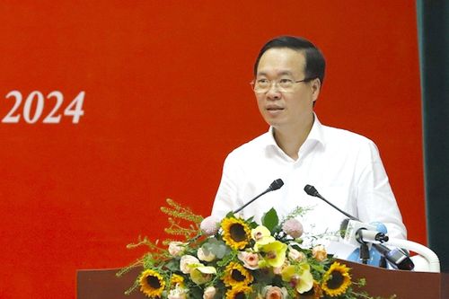 Chủ tịch nước chúc Tết, tặng quà công nhân tại thành phố Thủ Đức, TP.HCM