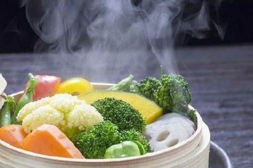8 loại thực phẩm hâm nóng lại có thể gây ngộ độc