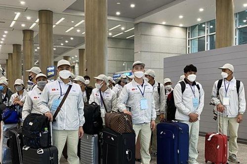 Đơn giản thủ tục đưa lao động Việt Nam đi làm việc ở nước ngoài