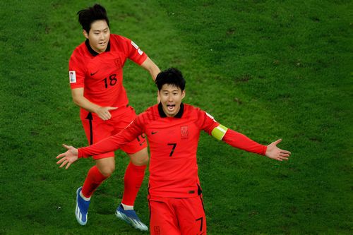 Highlights Australia 1-2 Hàn Quốc: Siêu phẩm của Son Heung-min