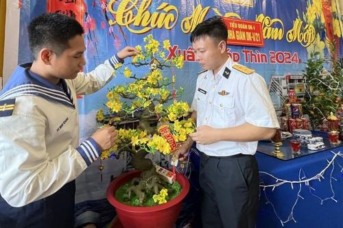 Đưa Tết đến nhà giàn DKI