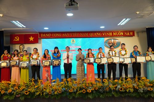 TP Hồ Chí Minh: Mỗi gương sáng đảng viên cần tiên phong trong xây dựng và phát triển thành phố