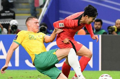 Hàn Quốc thắng hú vía, gặp Jordan ở bán kết Asian Cup 2023
