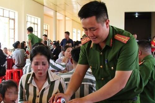 800 phạm nhân ở Trại giam Gia Trung được giảm án dịp Tết Nguyên đán