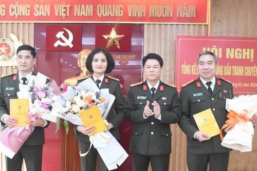 Khen thưởng lực lượng khám phá chuyên án 'Đưa, nhận hối lộ' có số bị can nhiều nhất ở Thanh Hóa