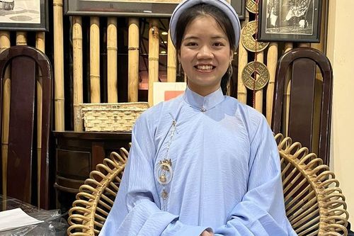 Nữ nghiên cứu sinh Trung Quốc 10 năm học tiếng Việt, từng bật khóc vì quá khó