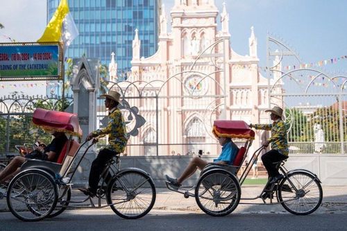 Thú vị khám phá không khí Tết Đà Nẵng trên xích lô