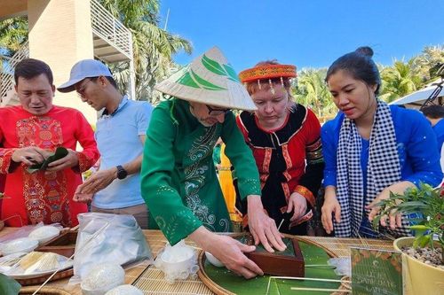 Bình Thuận: Độc đáo Lễ hội bánh chưng ở khu du lịch Mũi Né