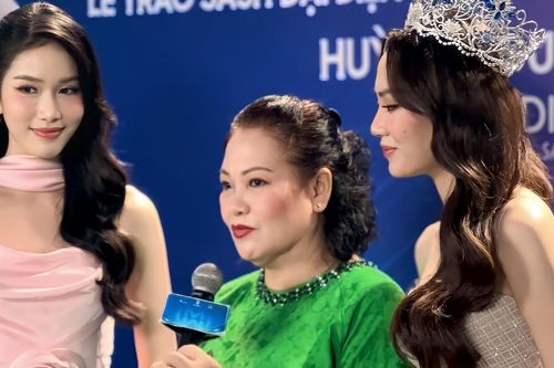 Mẹ Hoa hậu Mai Phương: 'Tôi mong con gái đem vinh quang về cho Việt Nam ở Miss World'