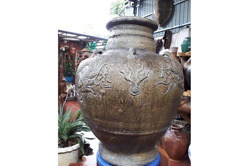 Hình tượng rồng trên ché cổ