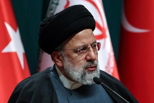 Iran tuyên bố sẽ đáp trả mạnh mẽ nếu bị 'bắt nạt'