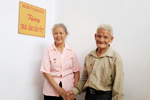 Ấm áp những căn nhà cấp ủy