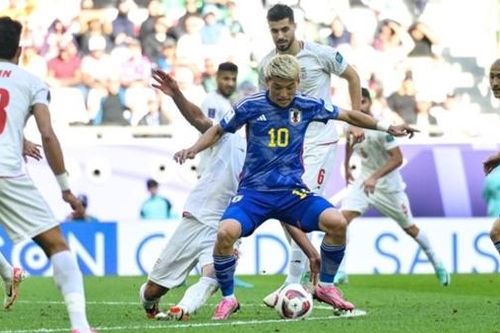 Thủng lưới phút bù giờ, ĐT Nhật Bản chia tay Asian Cup 2023