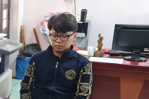 Gây tai nạn chết người, nam thanh niên thản nhiên điều khiển xe ô tô về nhà