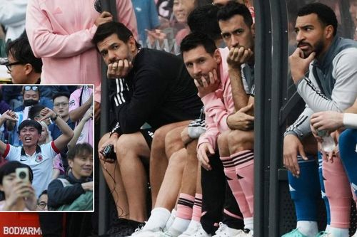 Messi không thi đấu ở Hong Kong, CĐV nổi giận la ó Beckham, đòi hoàn lại tiền vé