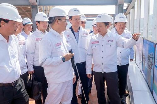 Tiếp cận đồng bộ, tổng thể hệ sinh thái kinh tế năng lượng sạch