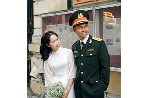 Đợi đón nàng về làm dâu 'nhà binh'