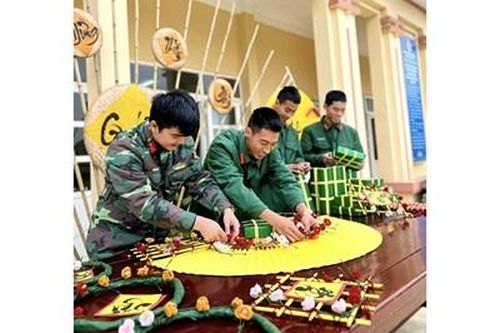 Rộn ràng xuân chiến sĩ