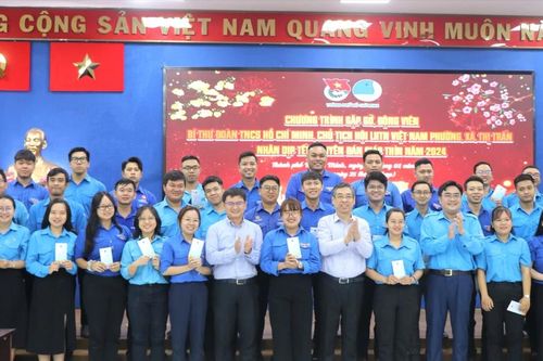 Gặp mặt cán bộ đoàn thanh niên phường, xã, thị trấn dịp Tết Nguyên đán