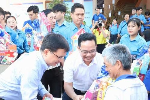 'Xuân yêu thương' của các hội viên, thanh niên, người khuyết tật có hoàn cảnh khó khăn