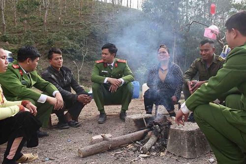 'Lá chắn xanh' bám biên những ngày cận Tết
