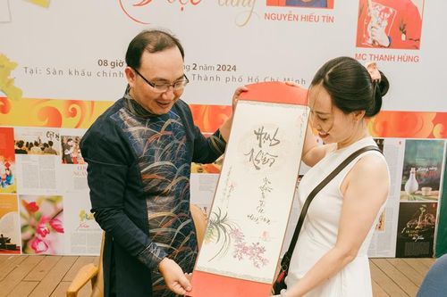 Tết nay khác Tết xưa là bình thường!