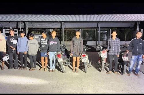 An Giang: Bắt nhóm thanh niên dùng môtô độ, chế đua xe trong đêm khuya